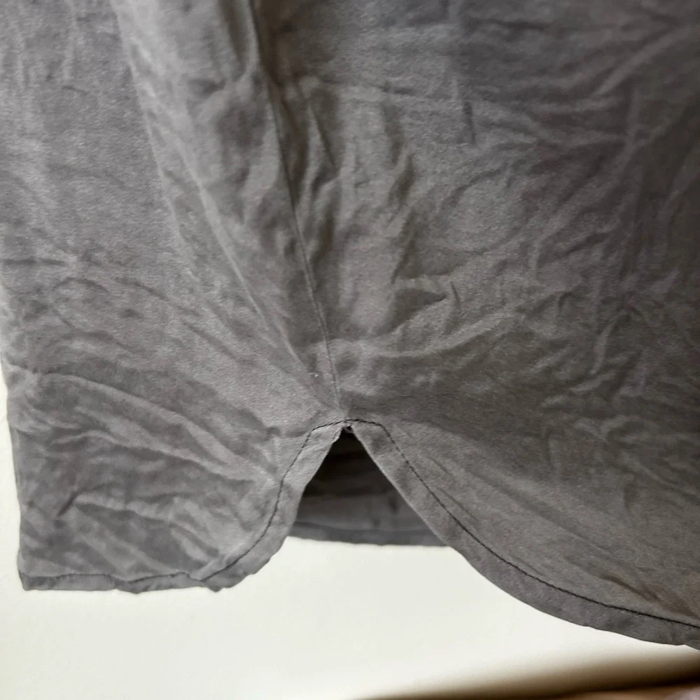 Eileen Fisher shiny grey silk short sleeve blouse petite medium EUC - Picture 4 of 6